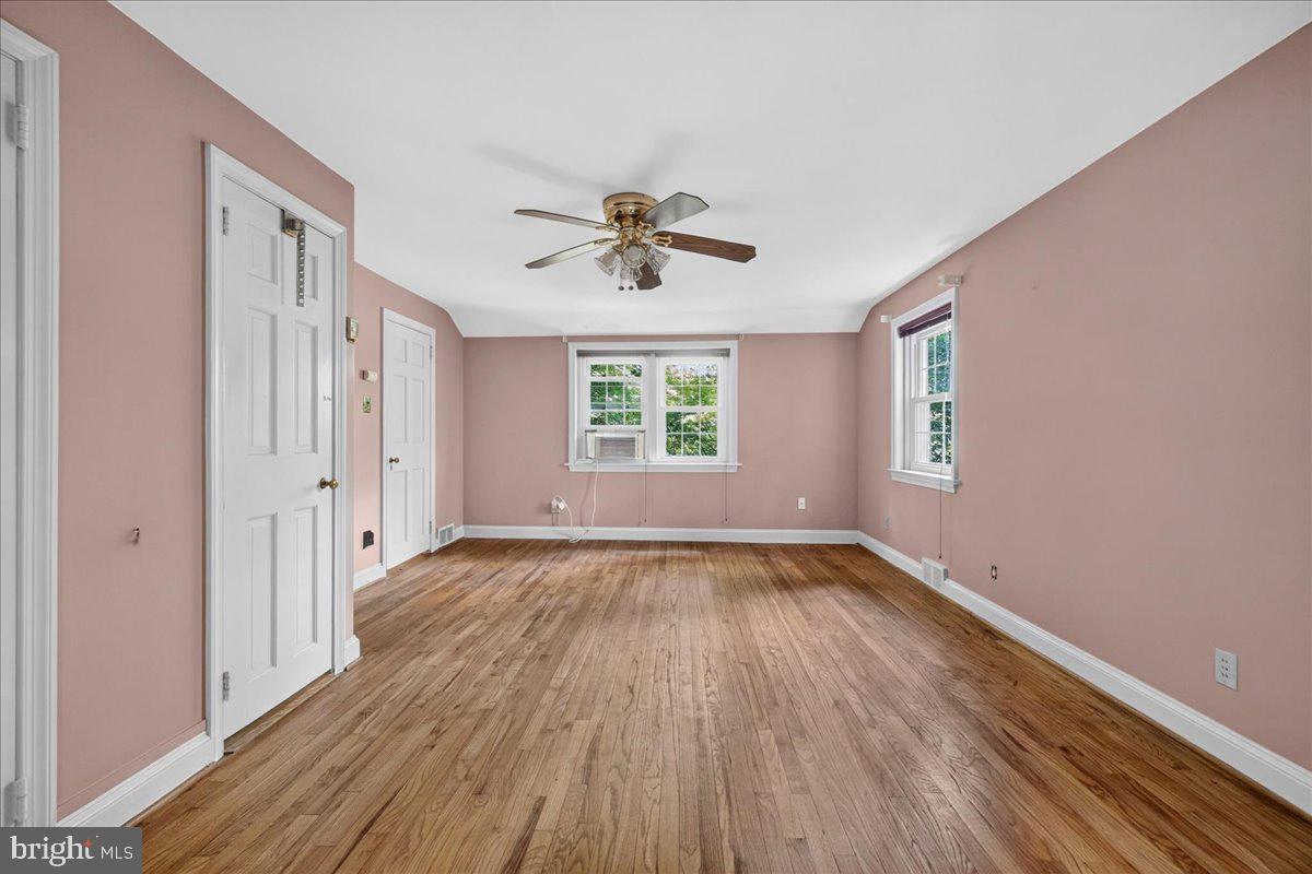 706 Beechwood Property Photo 18
