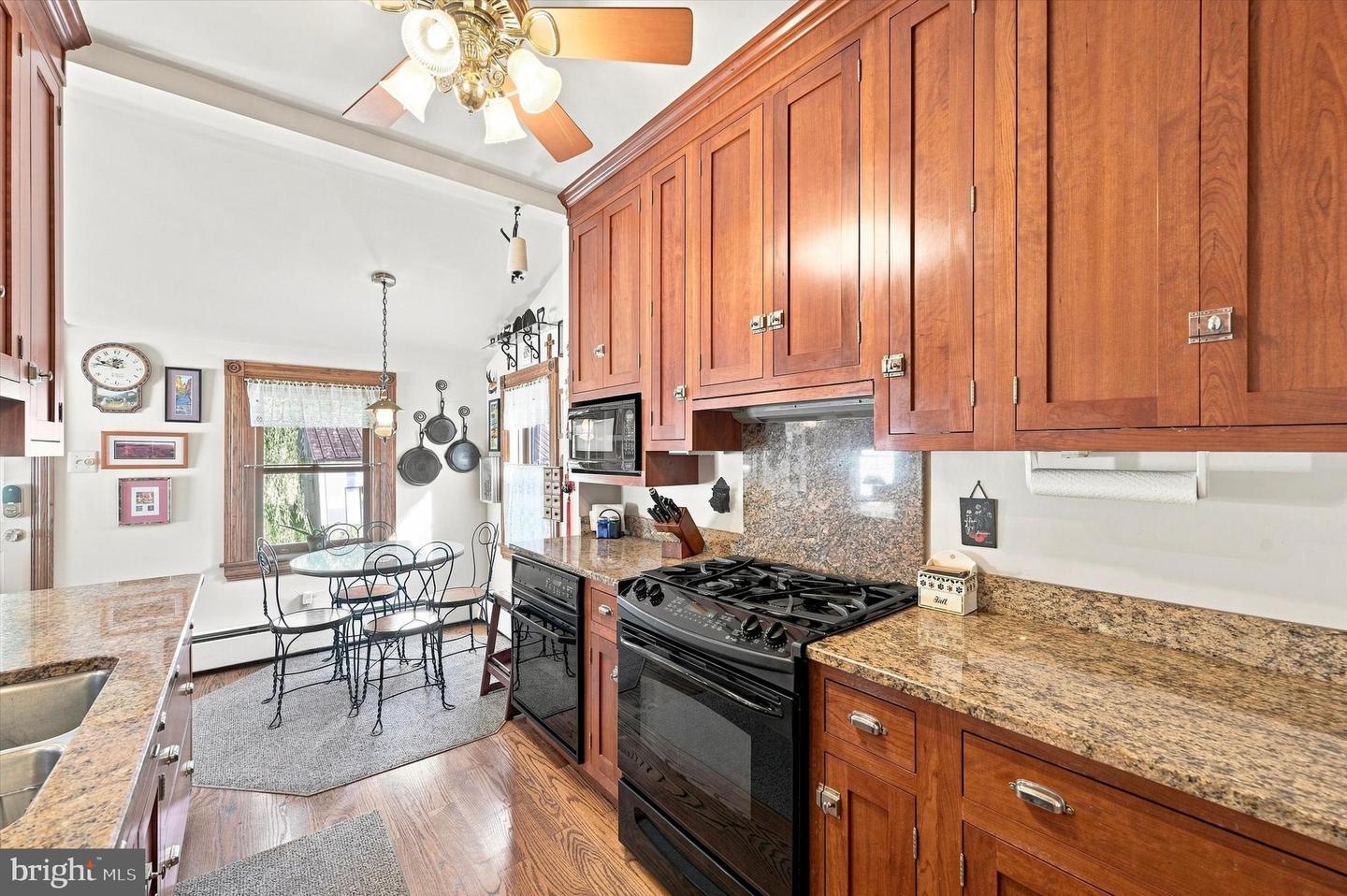 59 W Greenwood Ave Property Photo 18