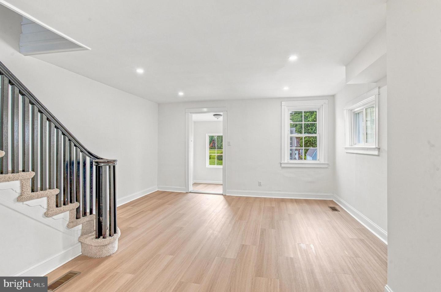 174 Fairview Property Photo 4