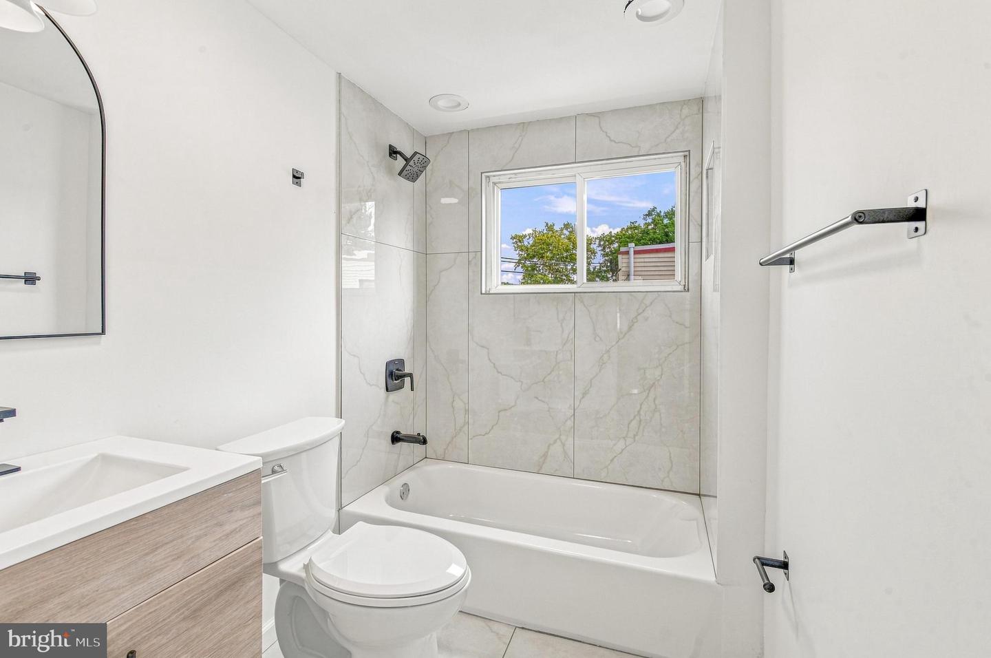 174 Fairview Property Photo 17