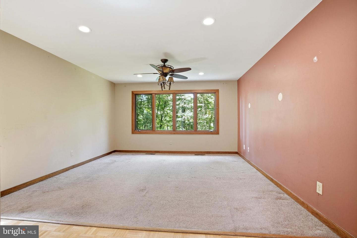 3 Upper Bank Dr Property Photo 21