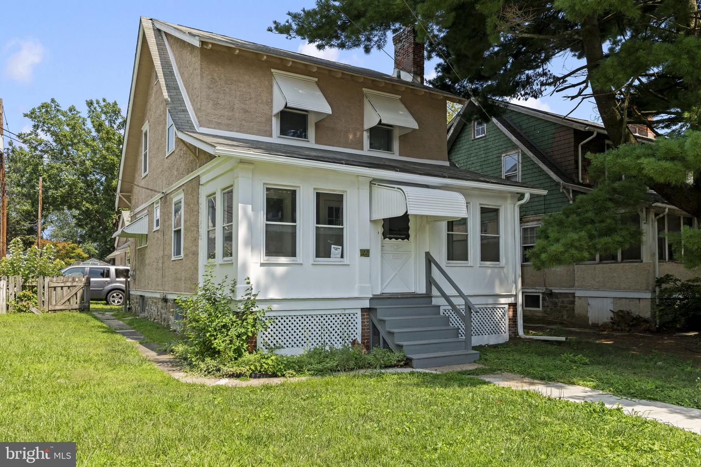 1221 Prospect Ave Property Photo 2