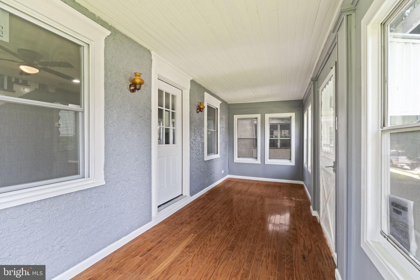 1221 Prospect Ave Property Photo 6