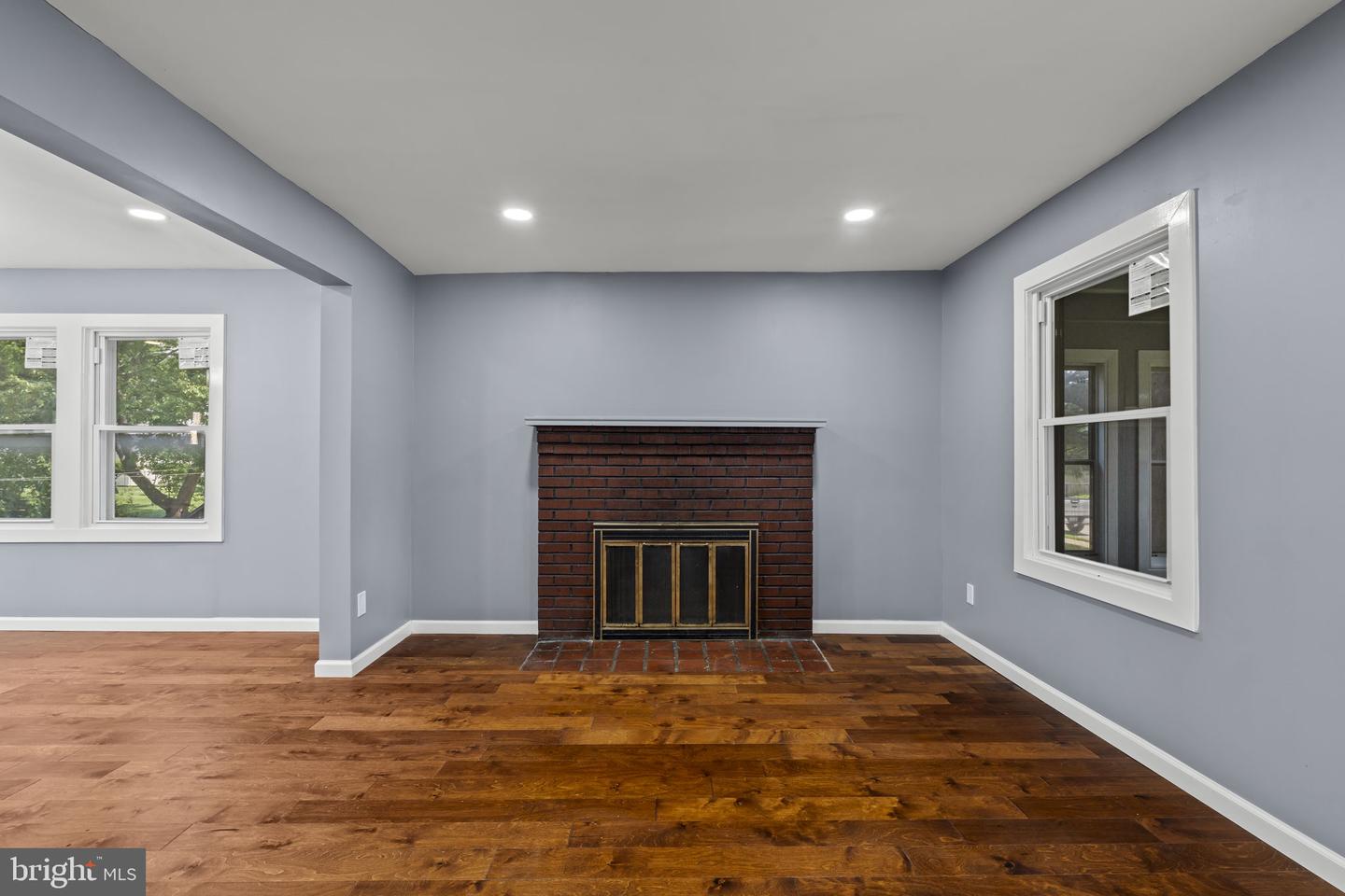 1221 Prospect Ave Property Photo 8