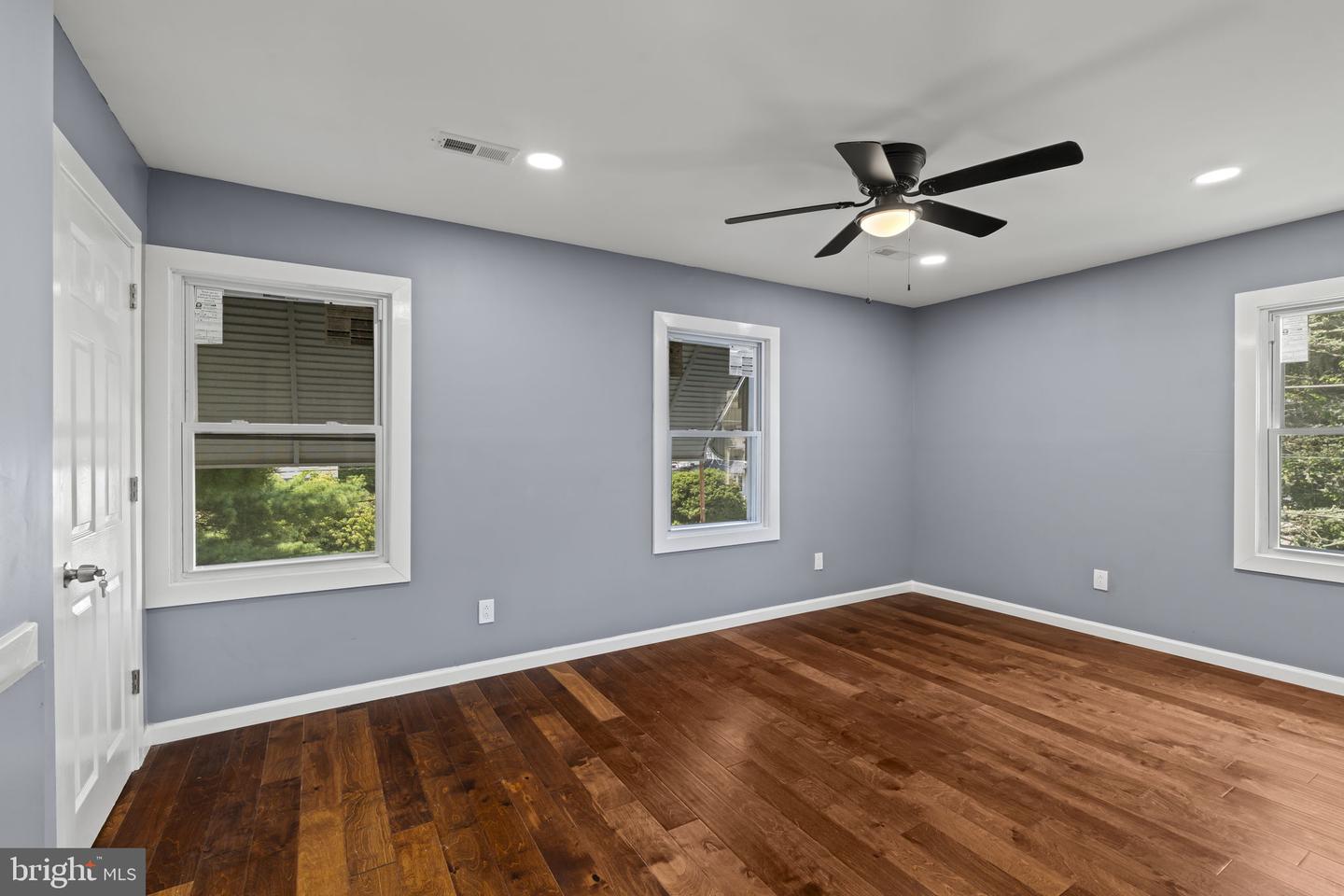 1221 Prospect Ave Property Photo 18
