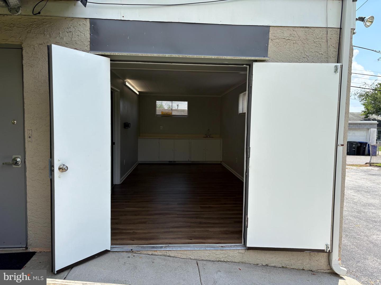 920 Yarnall St Property Photo 9