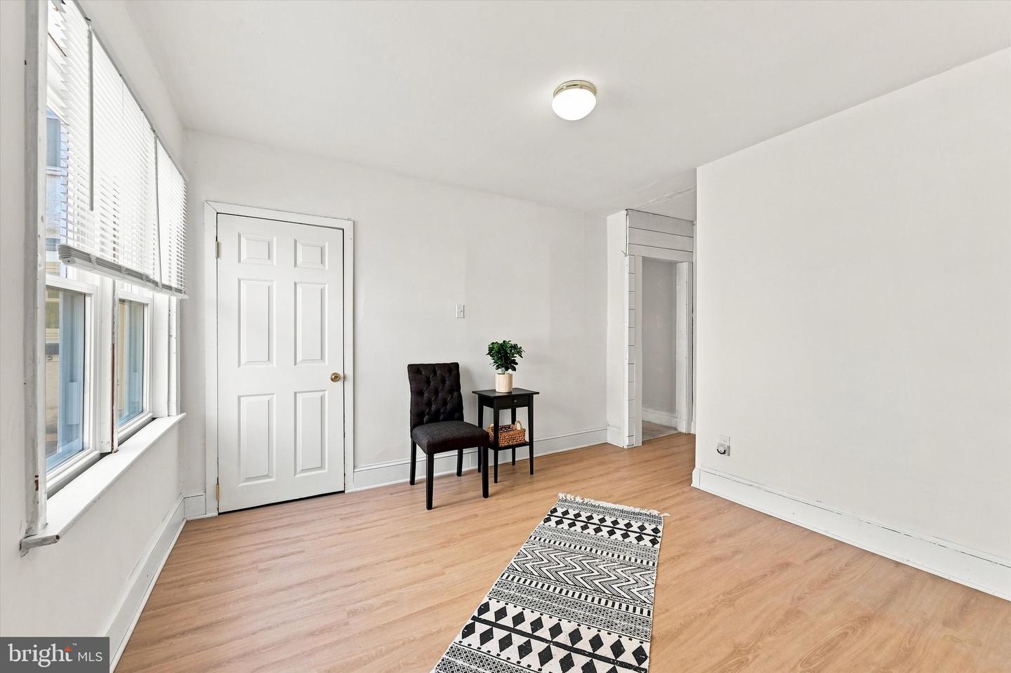 35 Marshall Ave Property Photo 6
