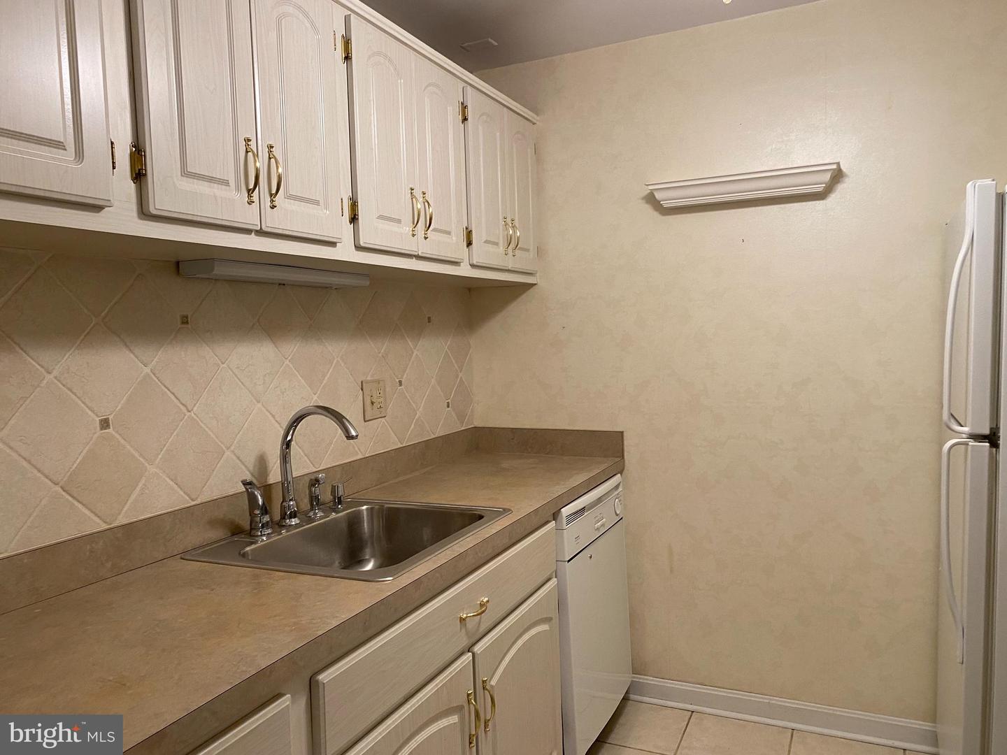20 Dougherty Blvd #m5 Property Photo 5