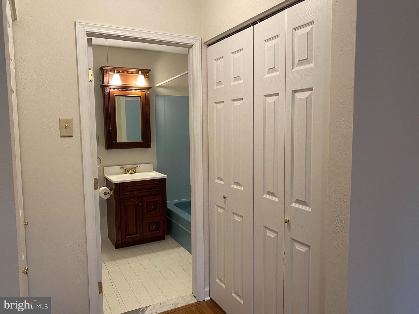 20 Dougherty Blvd #m5 Property Photo 15