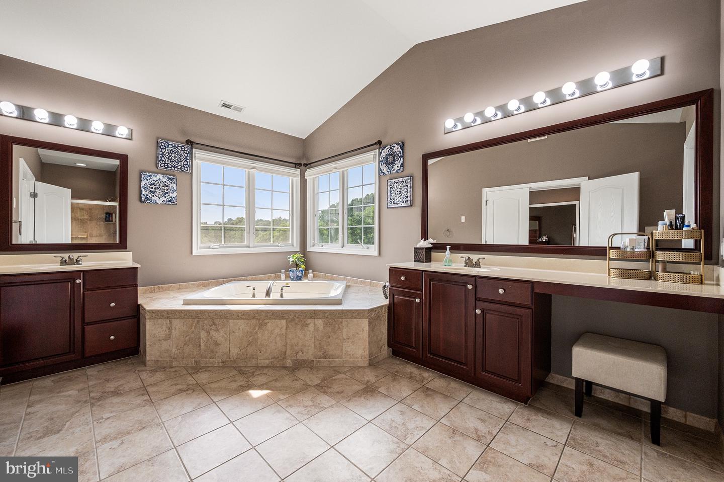 1 Magnolia Way Property Photo 38