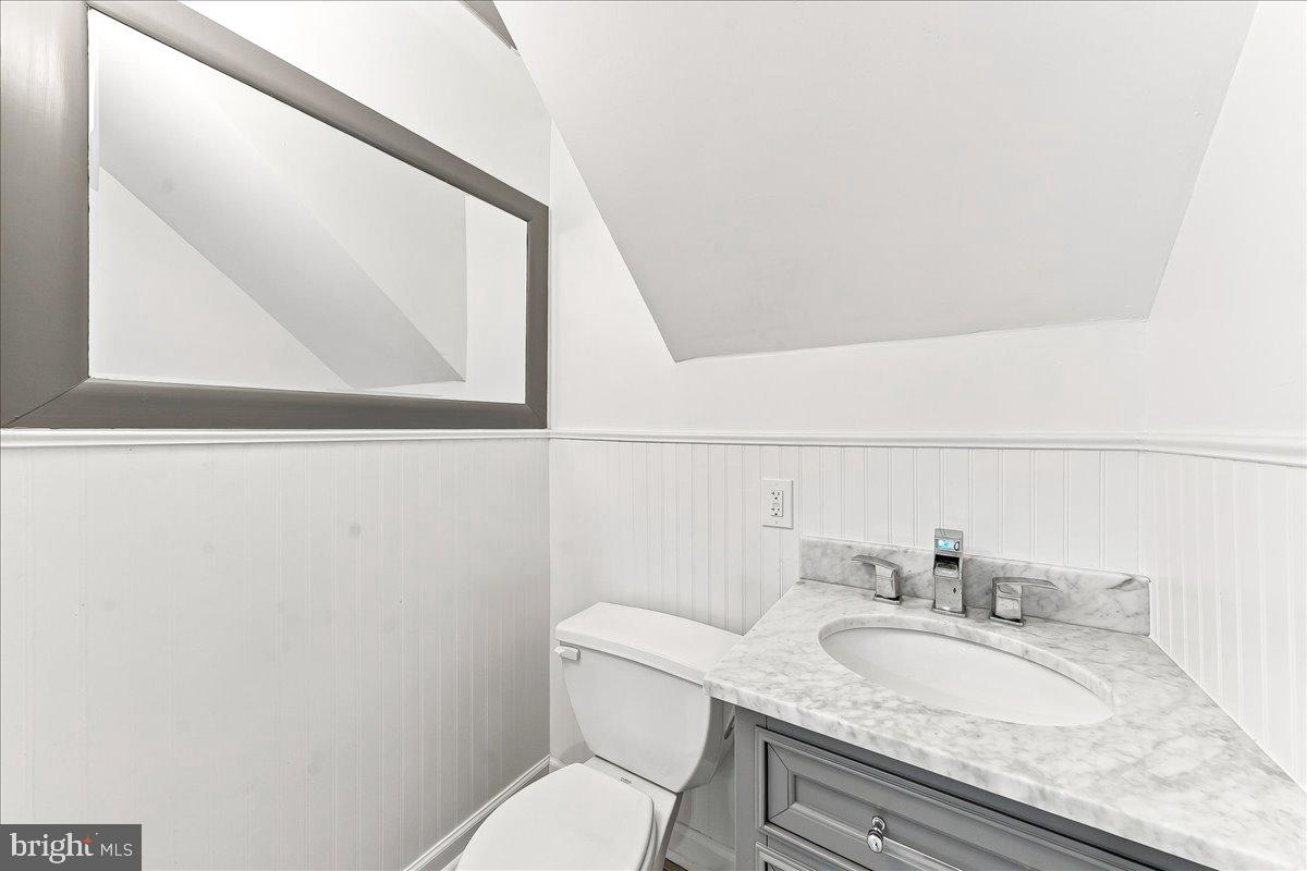 310 Columbia Pl Property Photo 34