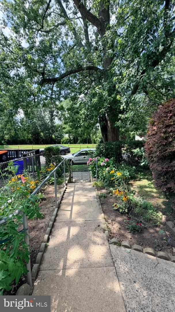 1127 Keystone Rd Property Photo 2