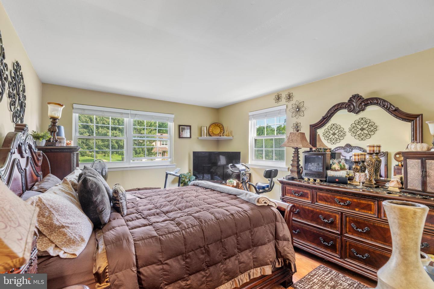 24 Winding Property Photo 10