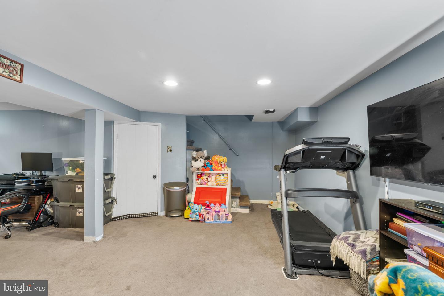 24 Winding Property Photo 15