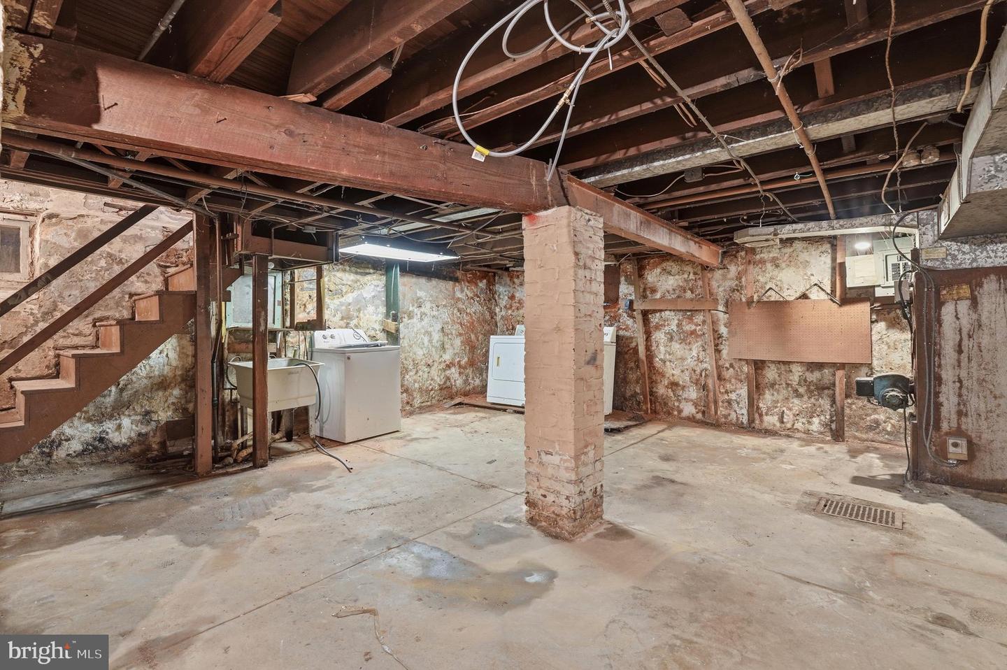 1 Spruce St Property Photo 24