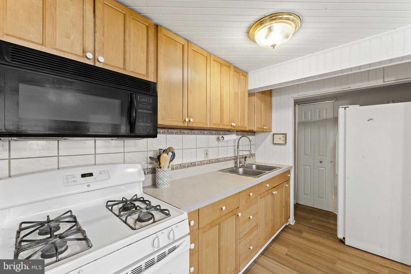 156 Ervin Property Photo 12