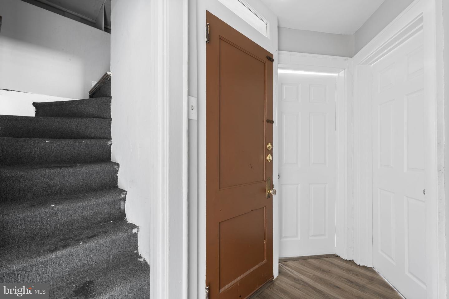 16 Windsor Ave Property Photo 15