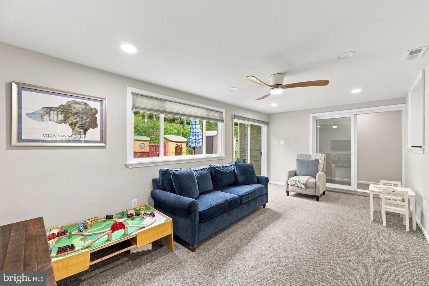 44 S Brookside Rd Property Photo 19