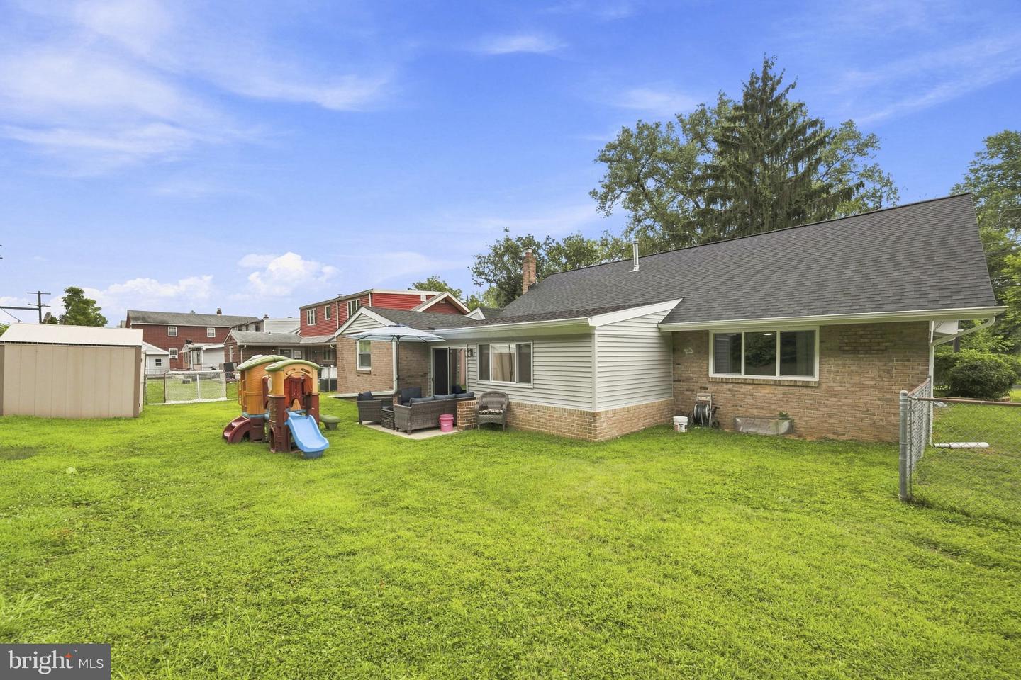 44 S Brookside Rd Property Photo 36