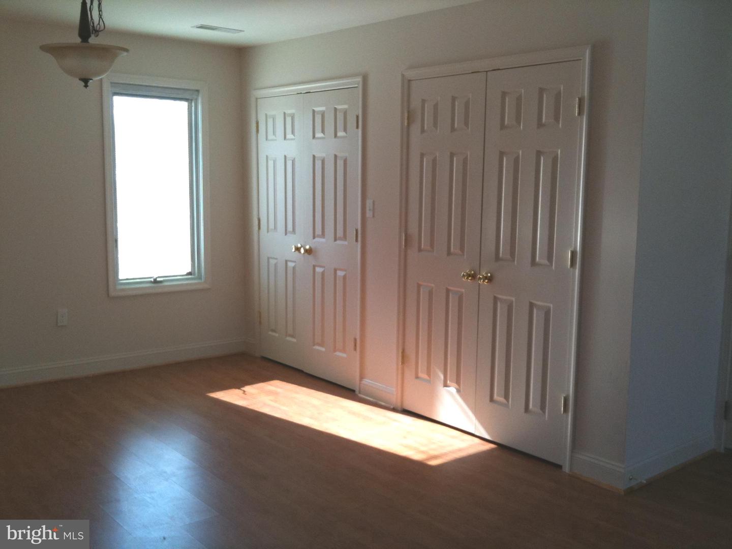 115 Morton Avenue #2nd Floor - Unit C Property Photo 6