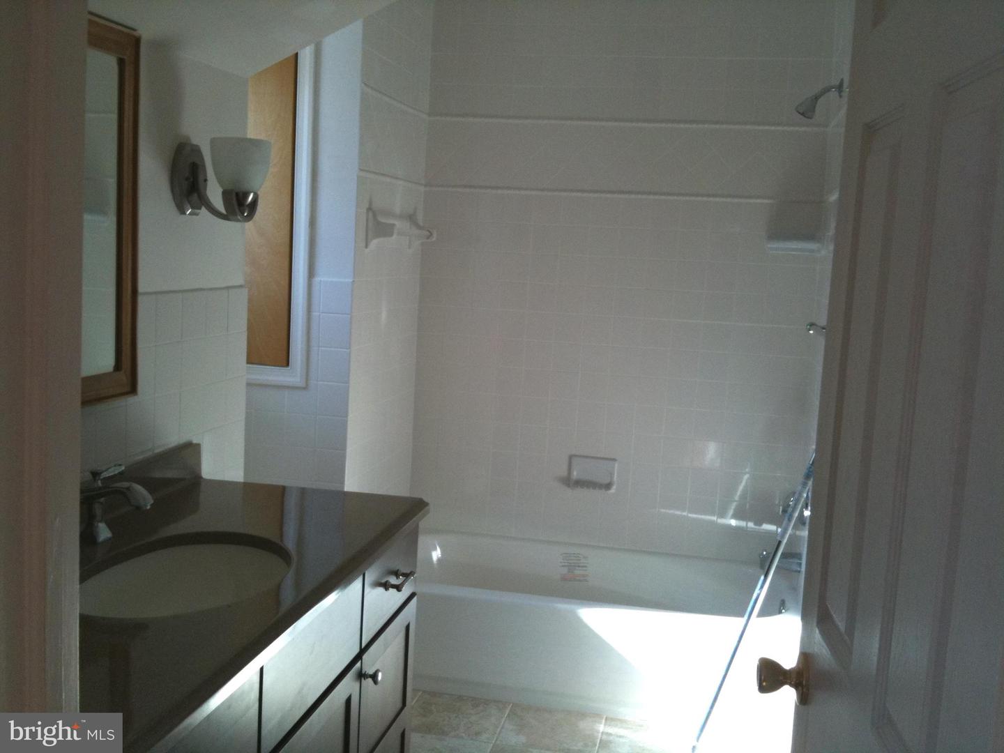 115 Morton Avenue #2nd Floor - Unit C Property Photo 12