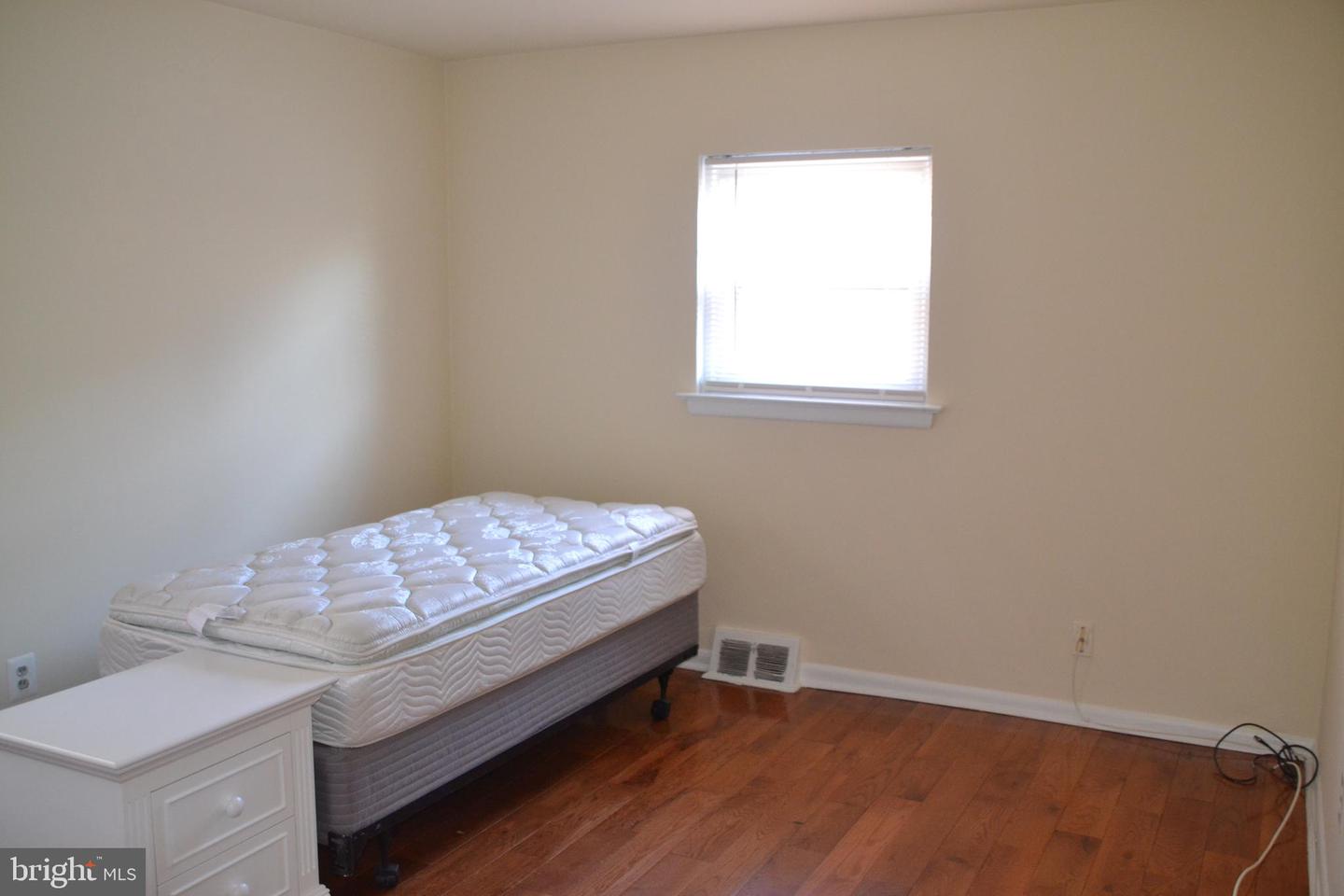 246 Ardmore Ave Property Photo 16