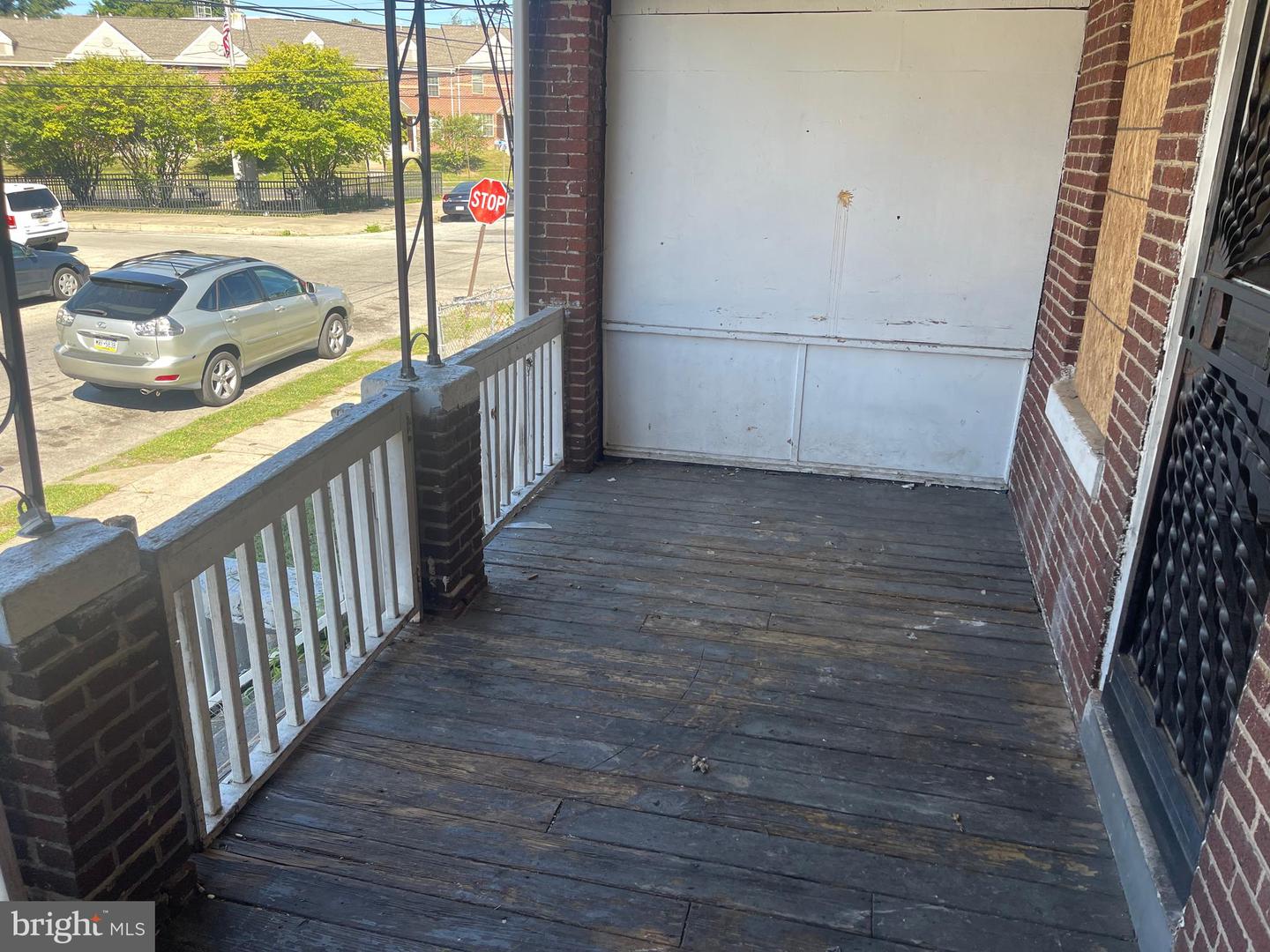 1037 Mcdowell Ave Property Photo 2