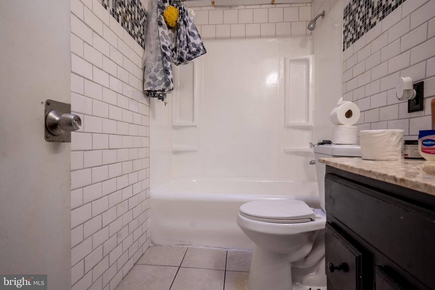 135 Greenwood Rd Property Photo 18