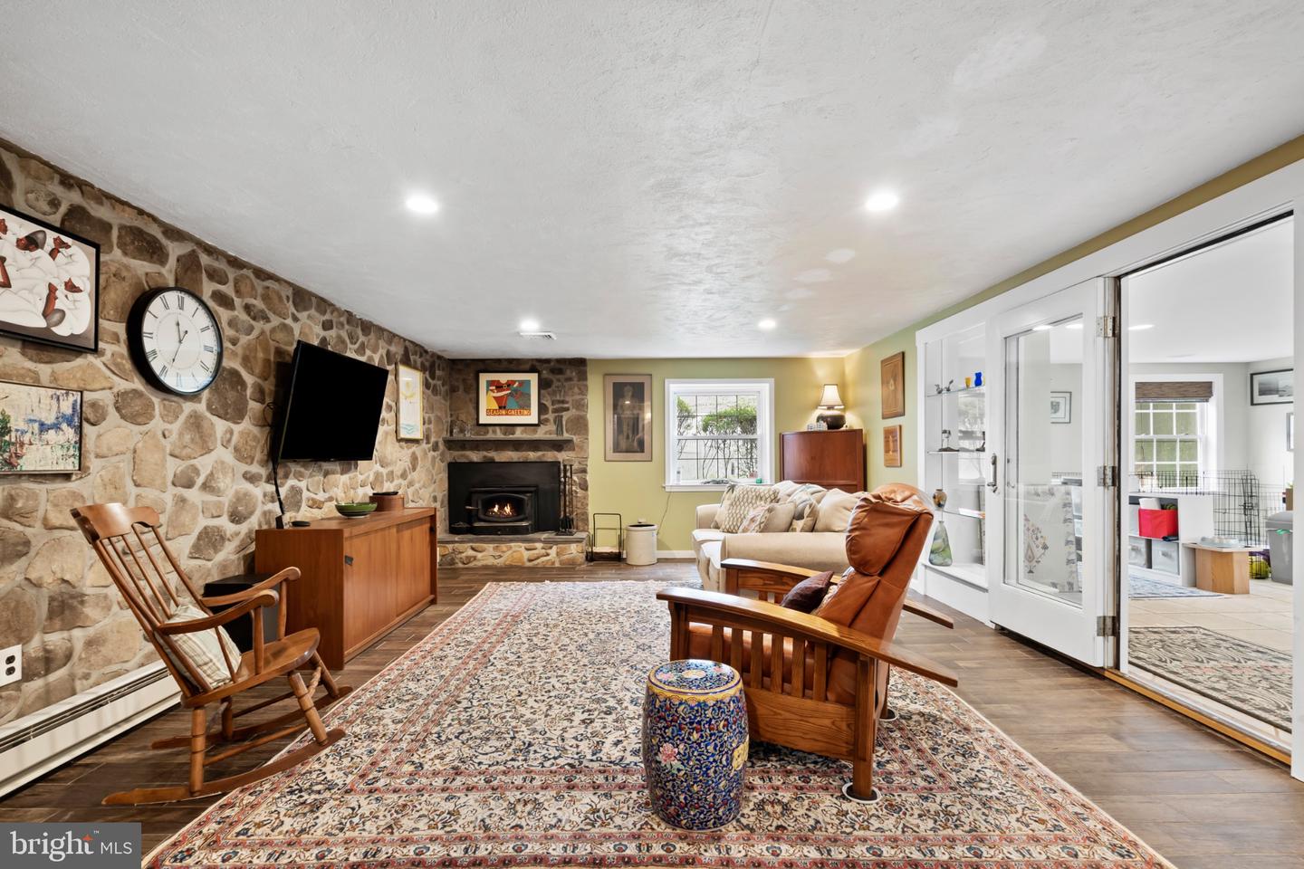 300 Timber Jump Ln Property Photo 32