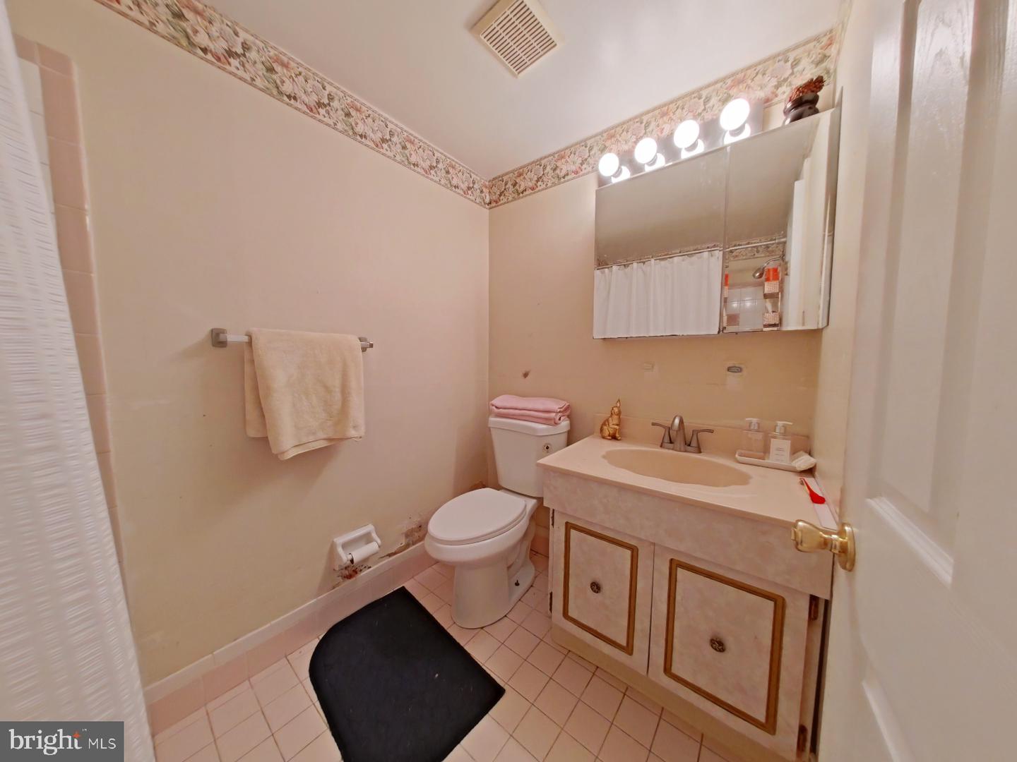 802 South Ave #c2 Property Photo 12