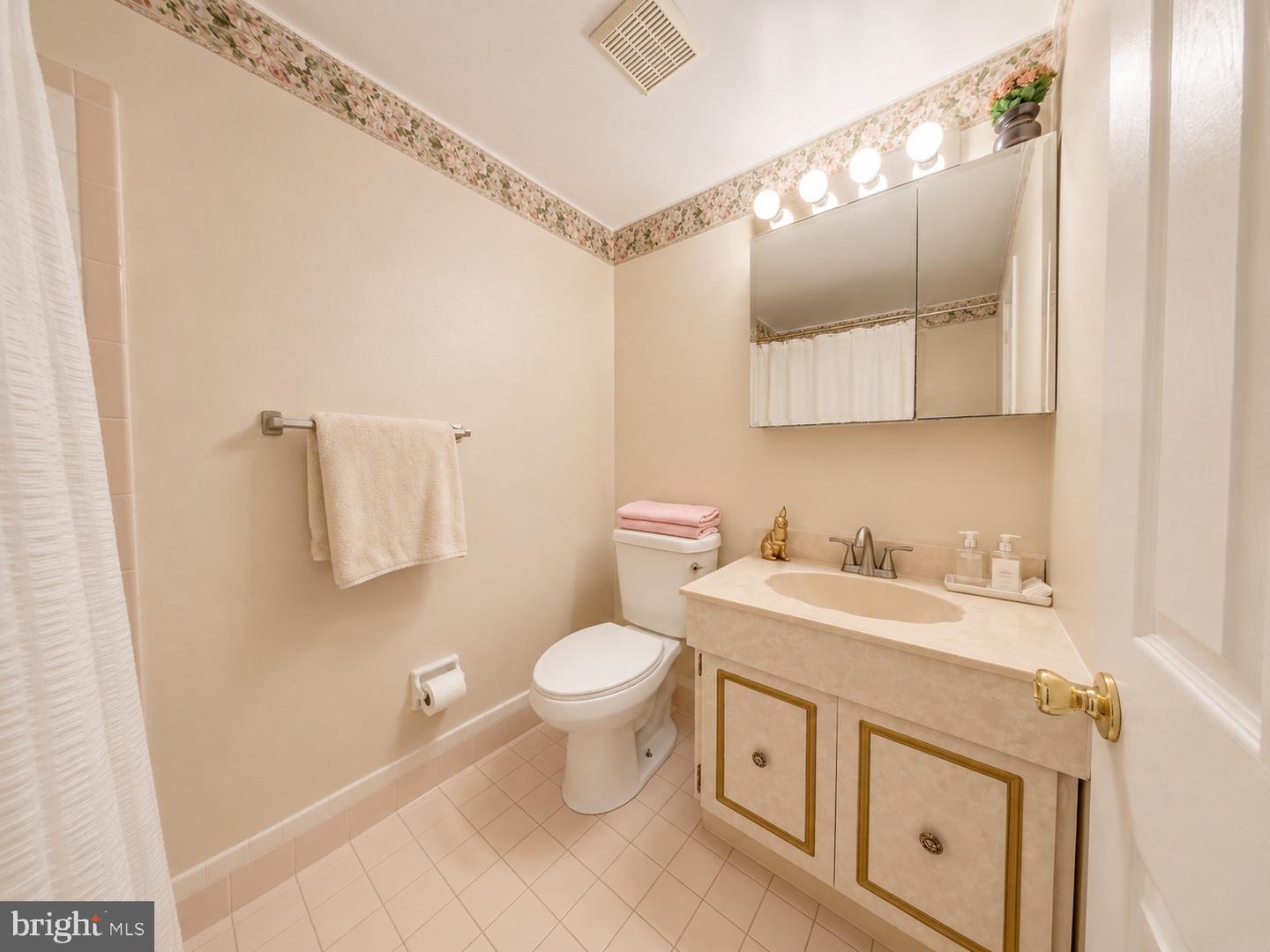 802 South Ave #c2 Property Photo 24