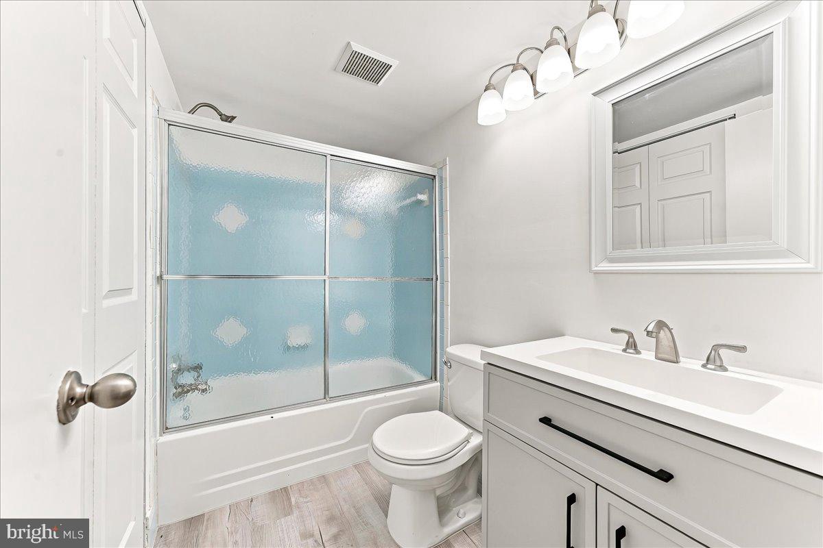 5200 Hilltop Dr #b-22 Property Photo 11