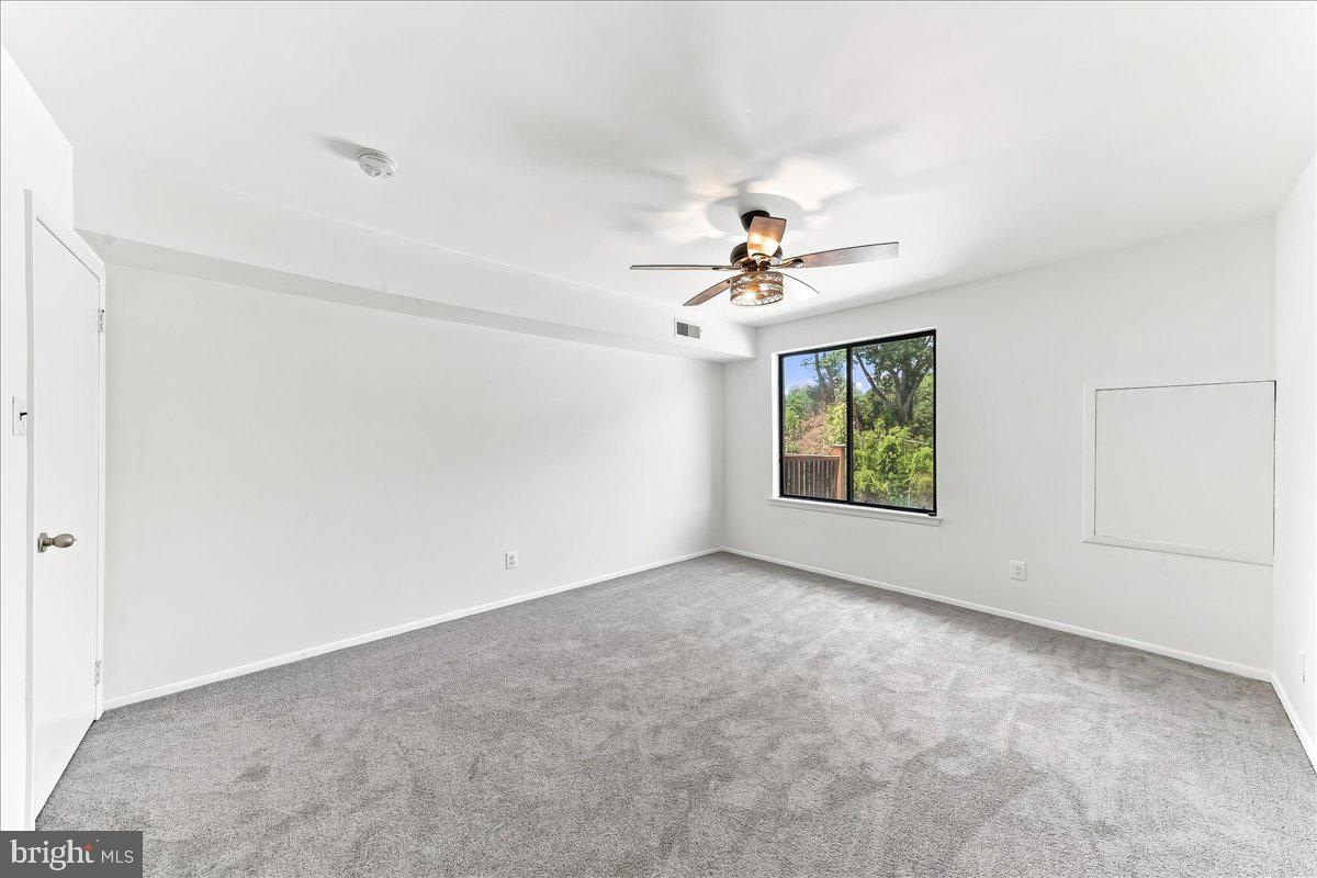 5200 Hilltop Dr #b-22 Property Photo 14