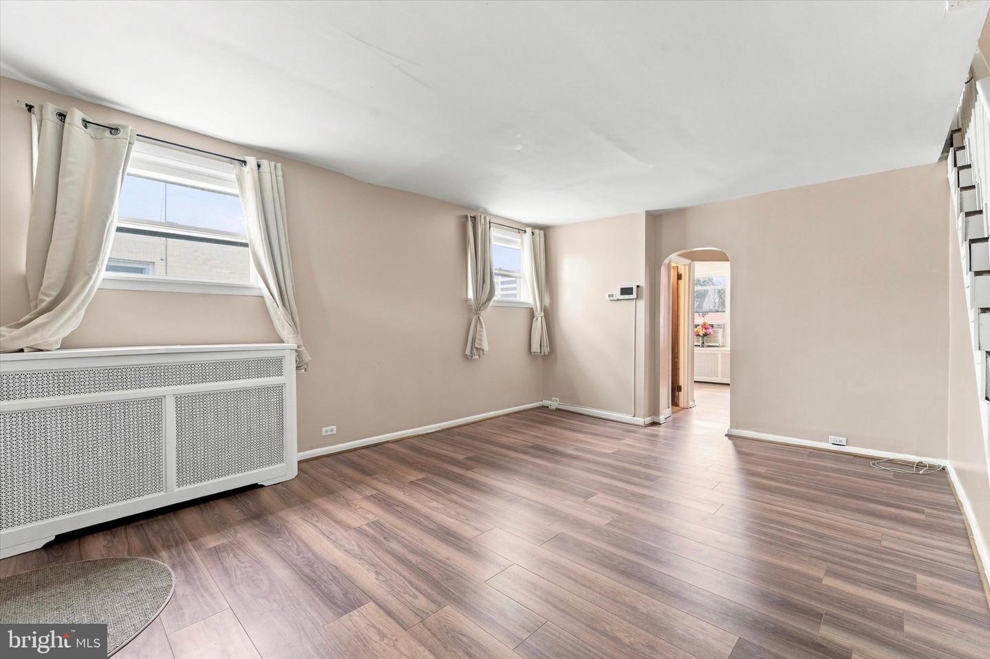 7 Oakley Rd Property Photo 2