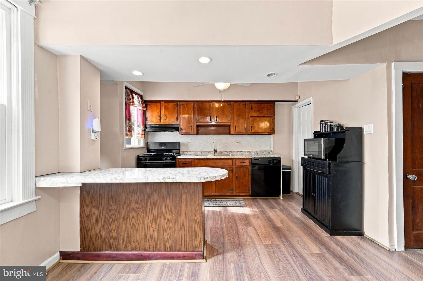 7 Oakley Rd Property Photo 8