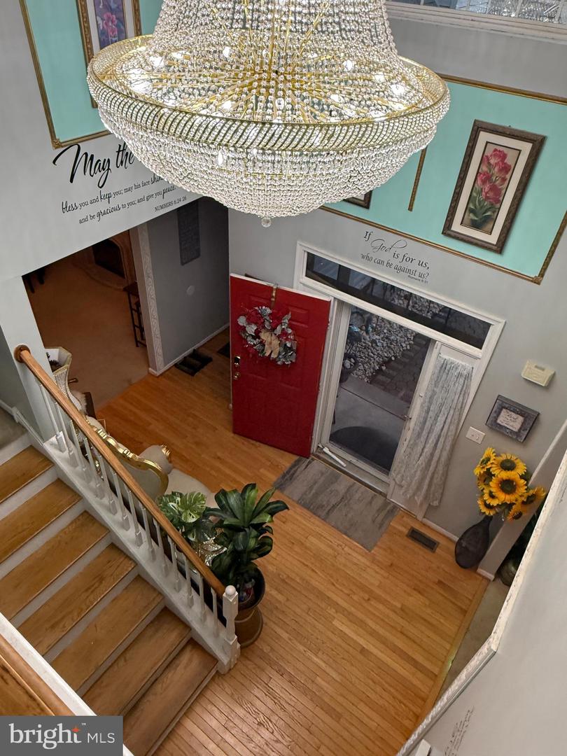 702 Carriage Cir Property Photo 5