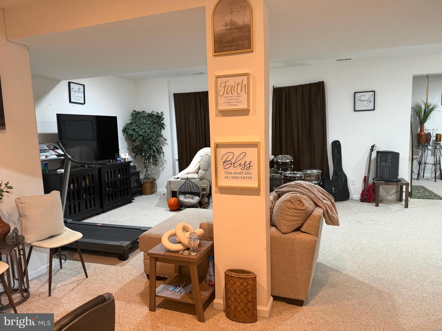 702 Carriage Cir Property Photo 45