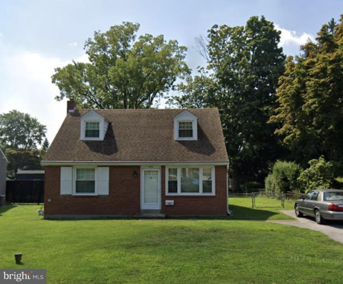 486 Wayne Ave Property Photo 1
