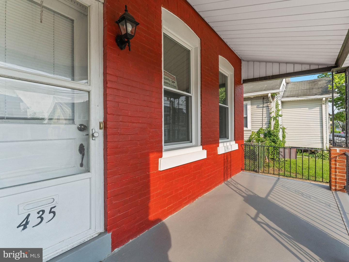 435 Bonsall Ave Property Photo 3