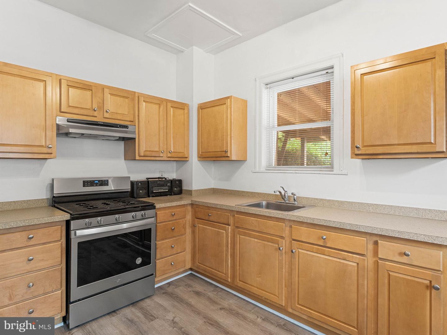 435 Bonsall Ave Property Photo 10