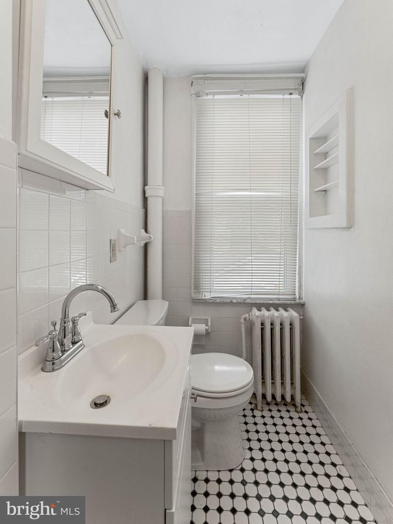 435 Bonsall Ave Property Photo 19