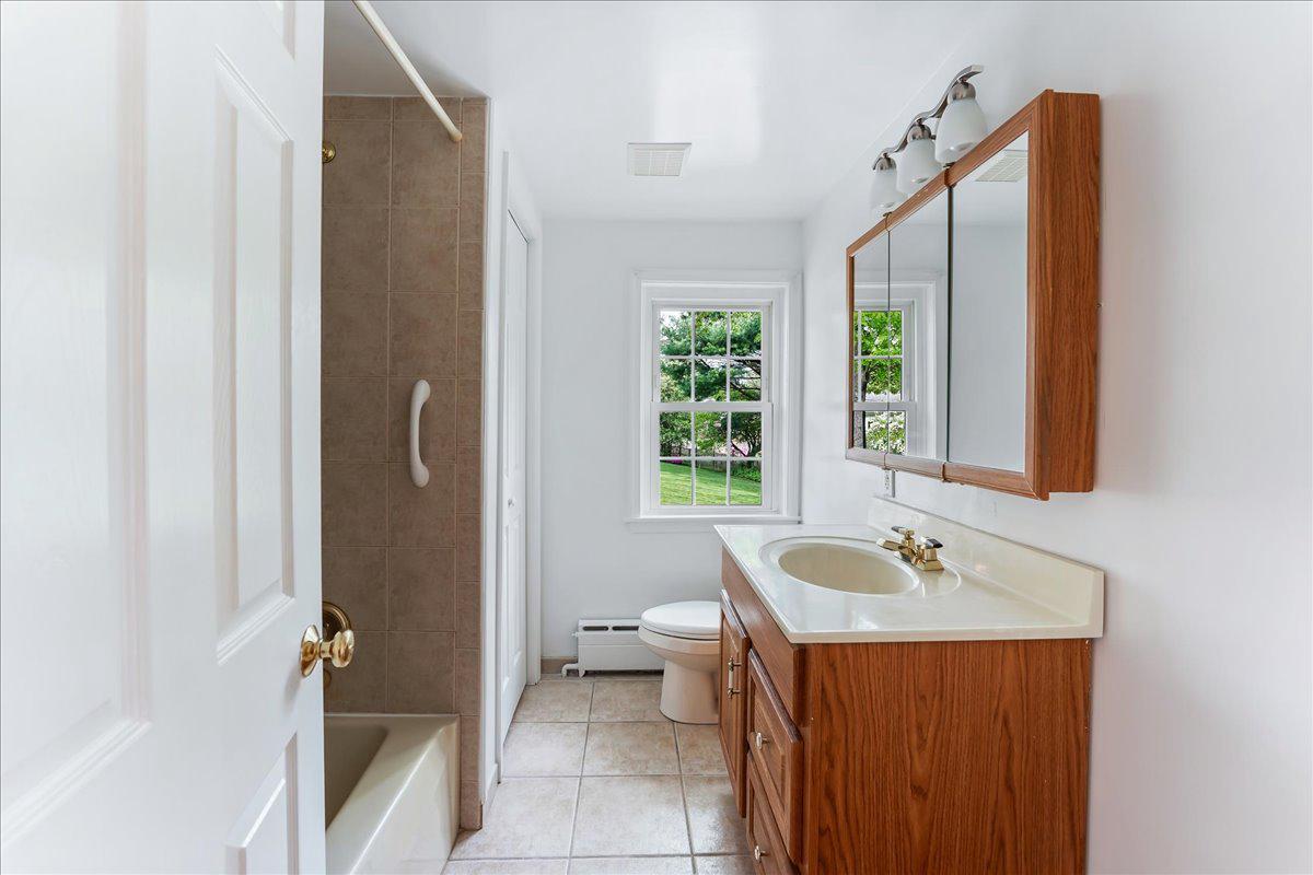 310 Cedar Ln Property Photo 18