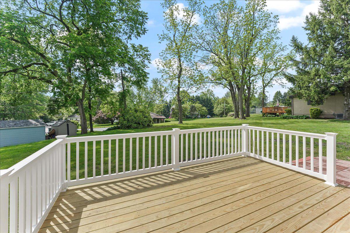 310 Cedar Ln Property Photo 23