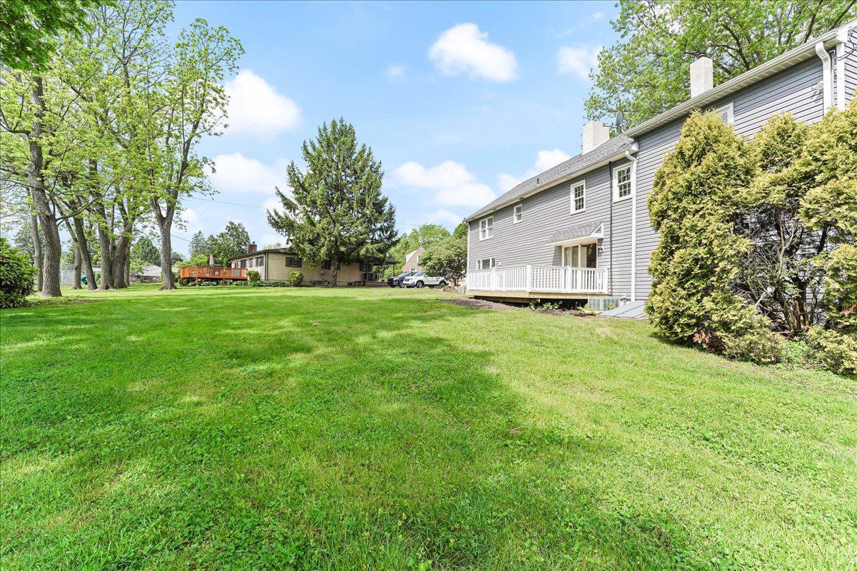 310 Cedar Ln Property Photo 24