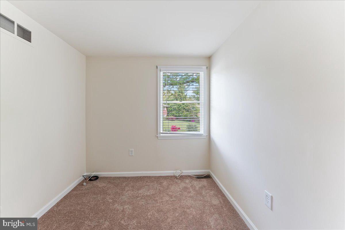 310 Cedar Ln Property Photo 40