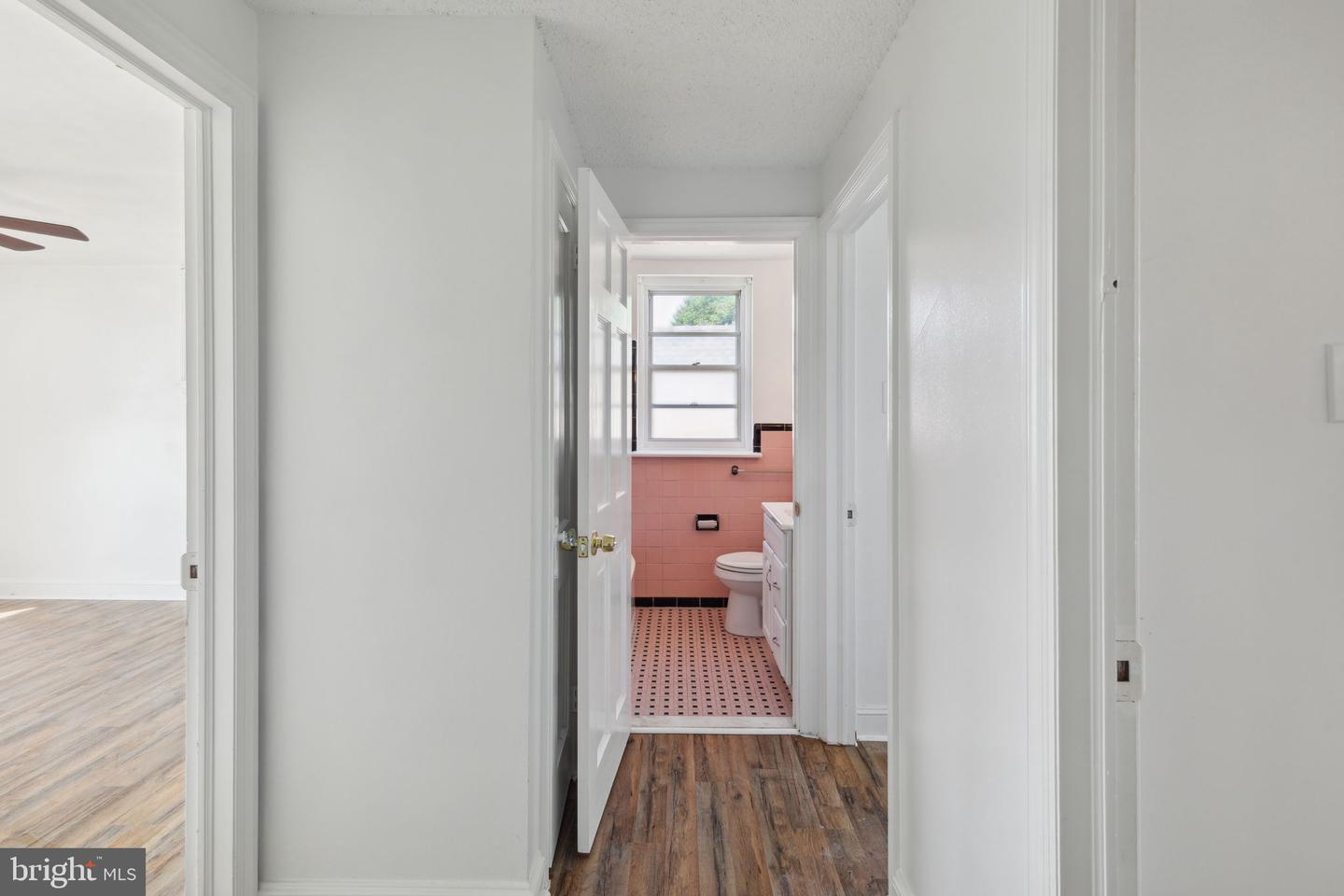 214 Westbridge Rd Property Photo 13