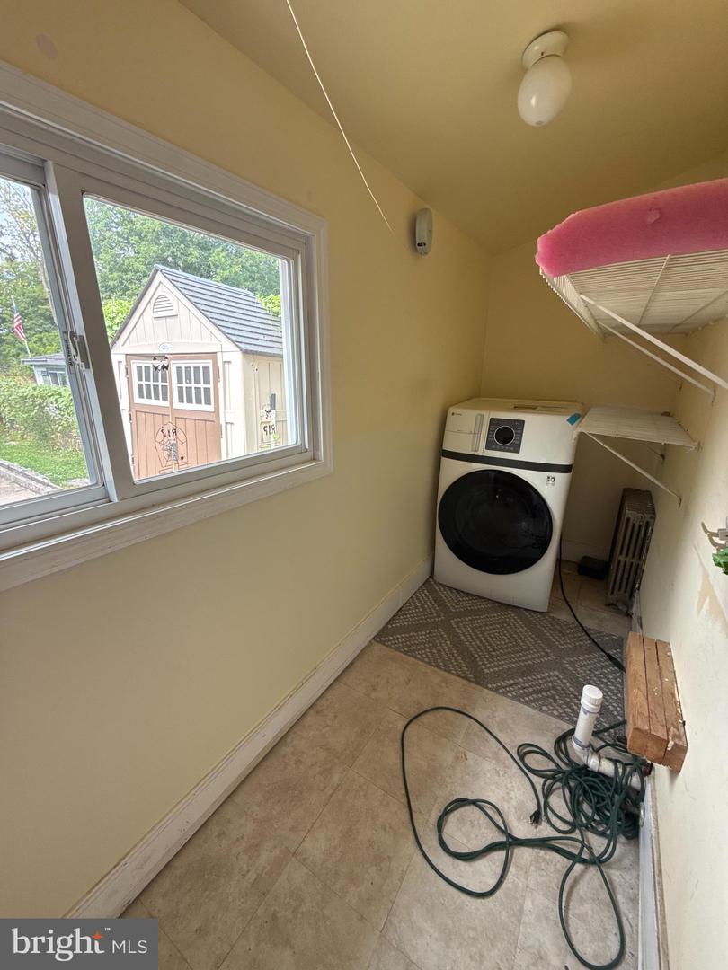 224 Highland Ave Property Photo 23