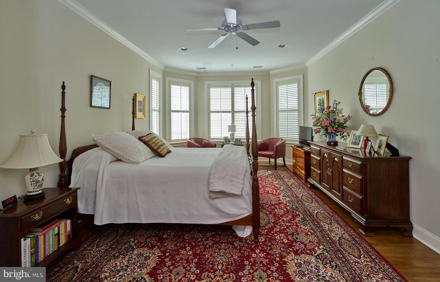 4203 Parkview Drive Property Photo 17
