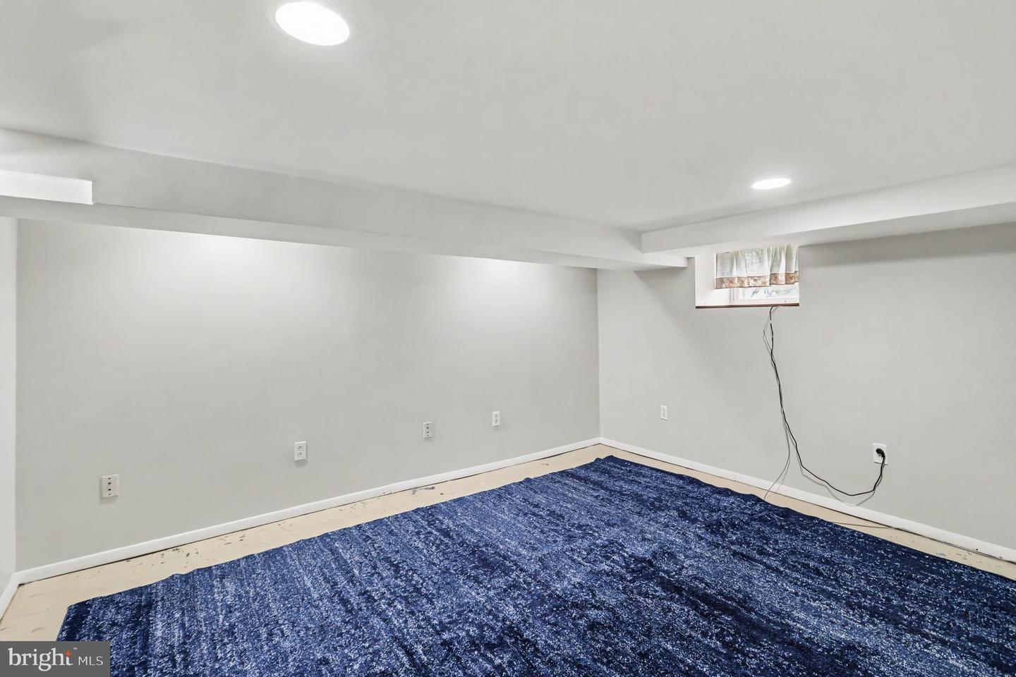 107 Urban Ave Property Photo 15