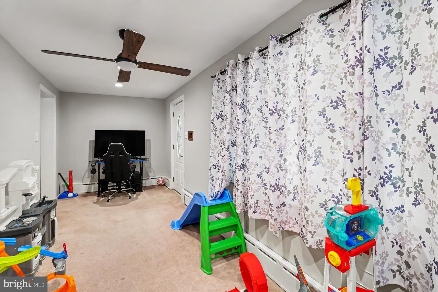 107 Urban Ave Property Photo 20